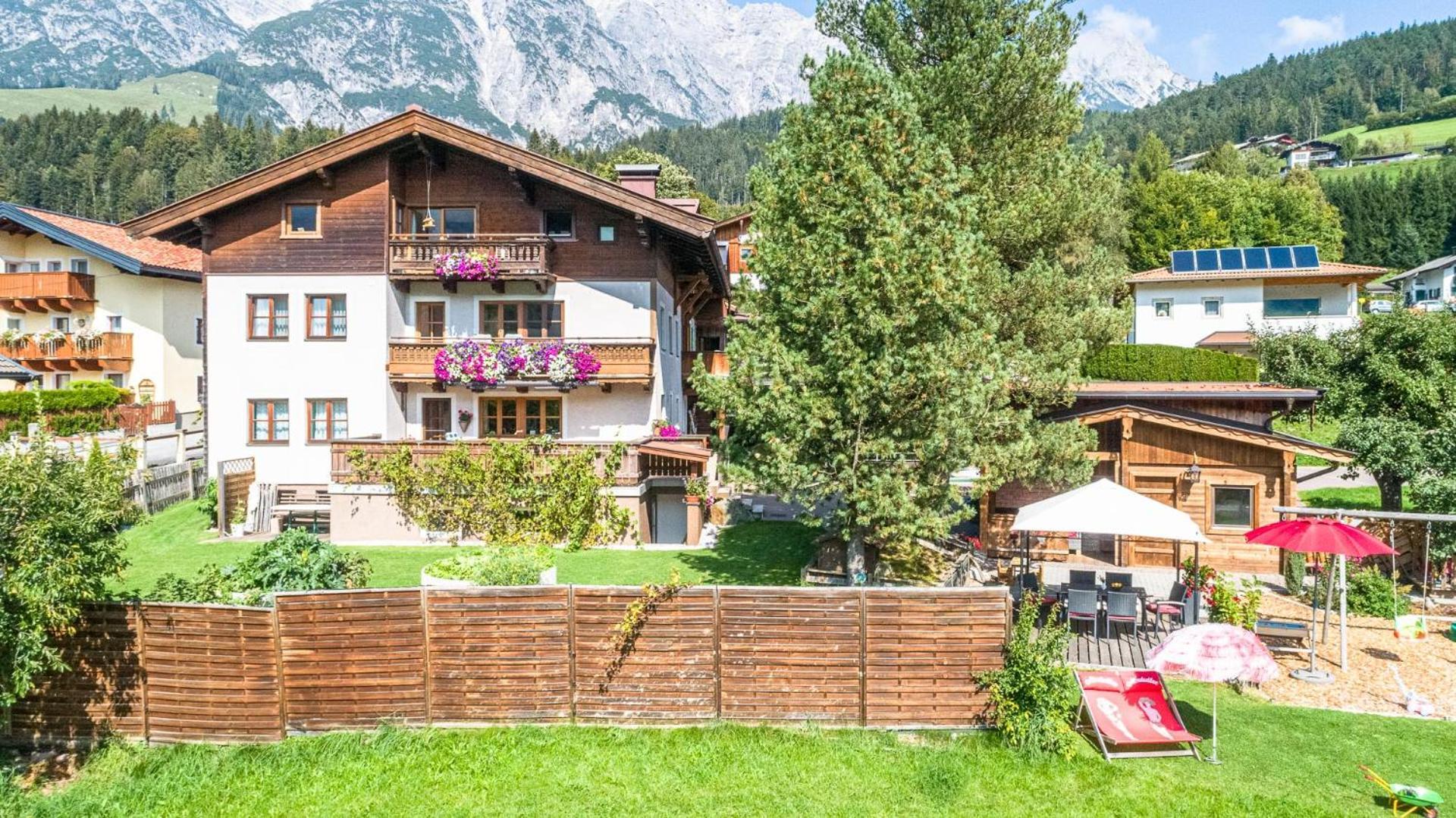 Familienbauernhof - Leogang Apartments Weissbacher Dış mekan fotoğraf